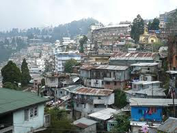 darjeeling is a hill station located in west bengal in northeast india across himalaya and is one of the best tourist places in india