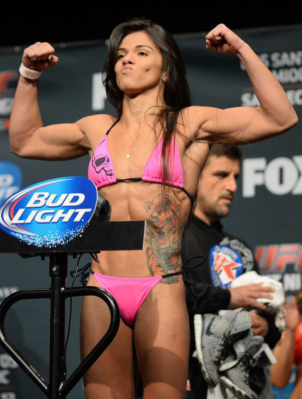 Porr UFC champ Jessica Andrade posts nude photo wearing nothing but champio...