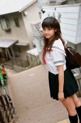 4 Seragam Sekolah Terseksi di Dunia 4 Seragam Sekolah Terseksi di Dunia