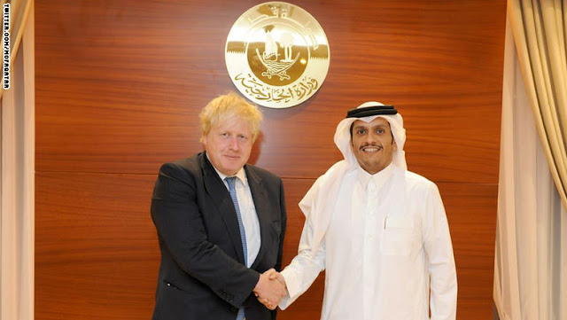 وزير خارجية بريطانيا في قطر.. والدوحة وزير خارجية بريطانيا في قطر.. والدوحة