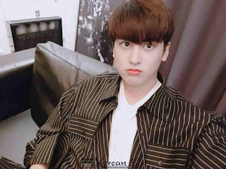 Foto Selfie Chanwoo iKON - Chanu Selca Photos Foto Selfie Chanwoo iKON - Chanu Selca Photos