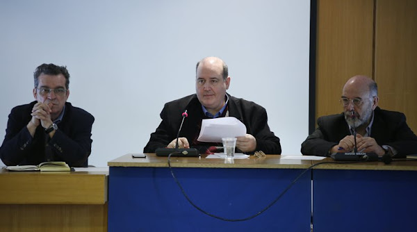 Τα «πάνω-κάτω» σε όλο το σύστημα εκπαίδευσης φέρνει το αμόρφωτο Νίκος Φίλης κατόπιν εντολών! Τέσσερα χρόνια Γυμνάσιο και δύο Λύκειο! Τα «πάνω-κάτω» σε όλο το σύστημα εκπαίδευσης φέρνει το αμόρφωτο Νίκος Φίλης κατόπιν εντολών! Τέσσερα χρόνια Γυμνάσιο και δύο Λύκειο!