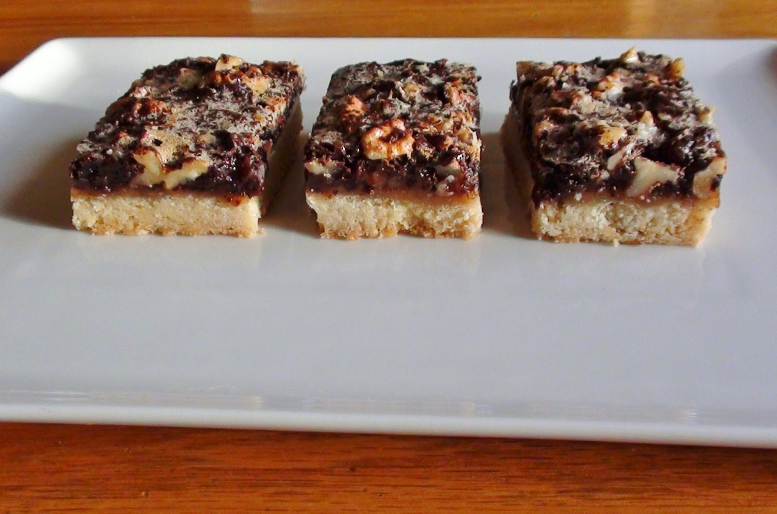 zsuzsa is in the kitchen CHOCOLATE WALNUT PIE BARS