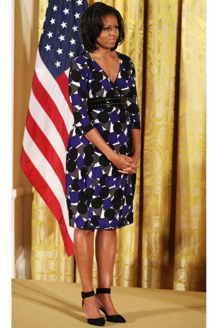 Estilo de Michelle Obama, vestidos, looks dos melhores momentos da 1ª dama dos EUA, vídeo do baile