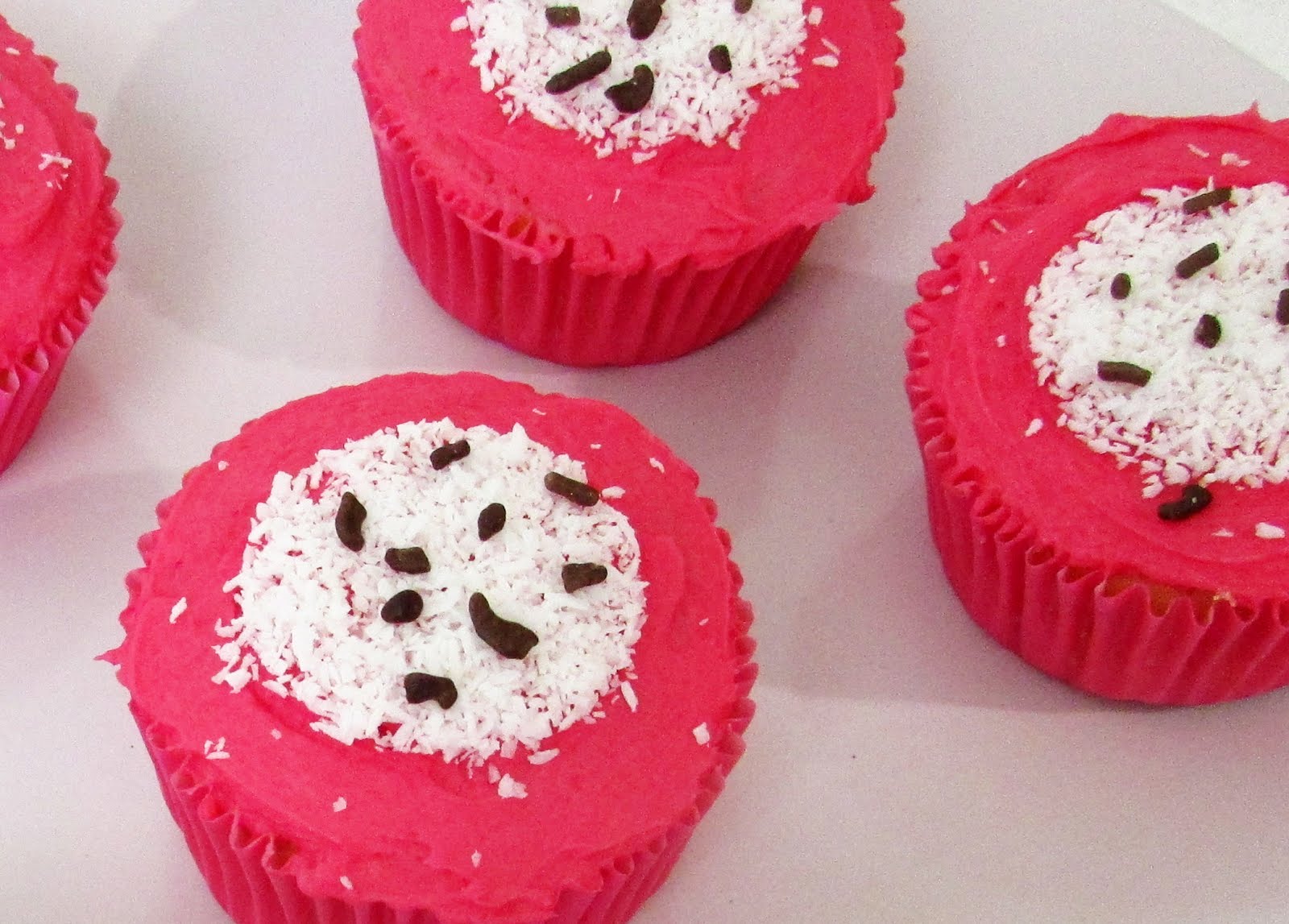 Dragon Fruit Cupcakes for National Cake Day The Small Adventurer