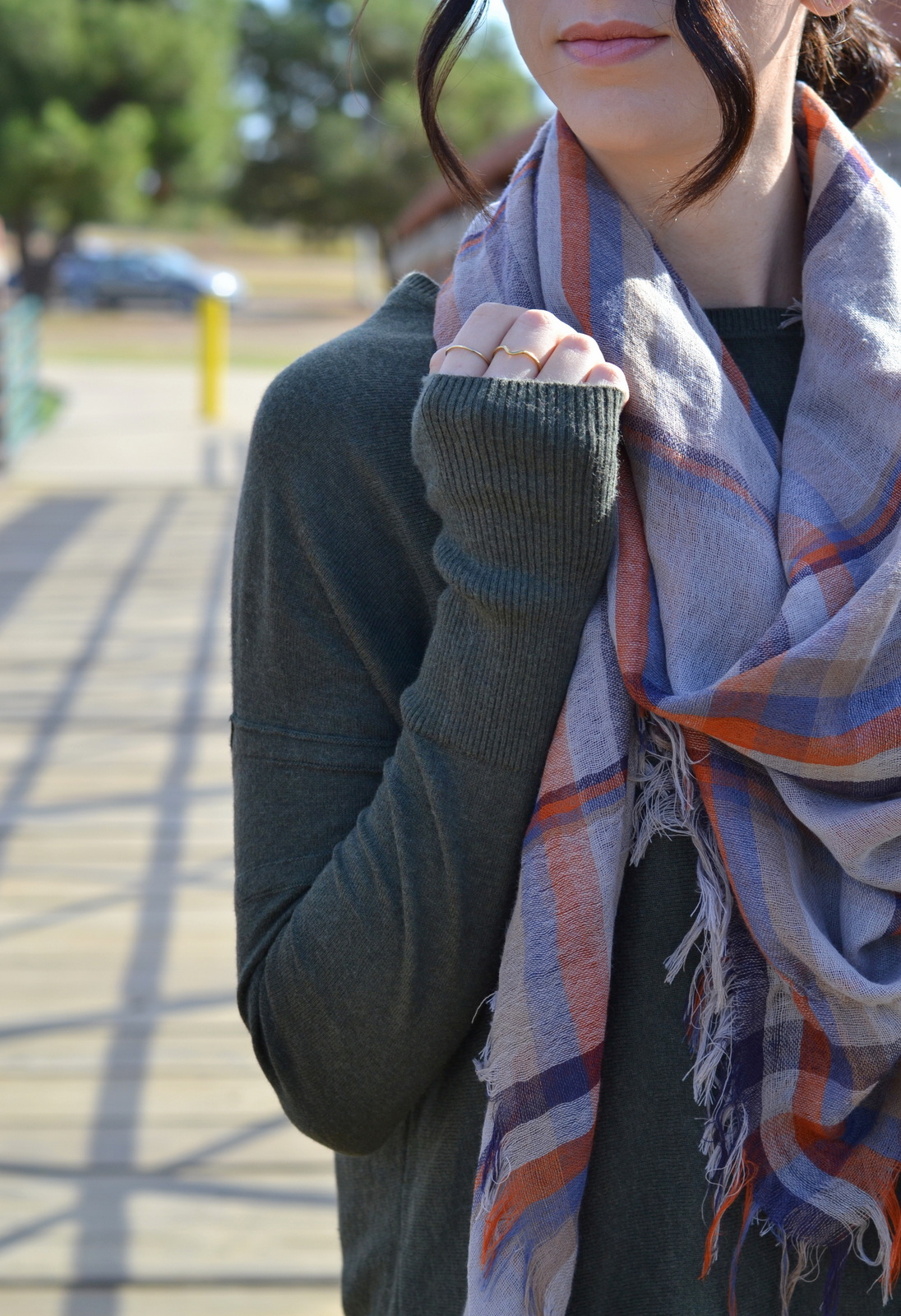 Blanket_Scarf_Gold_Rings_Comfy_Sweater