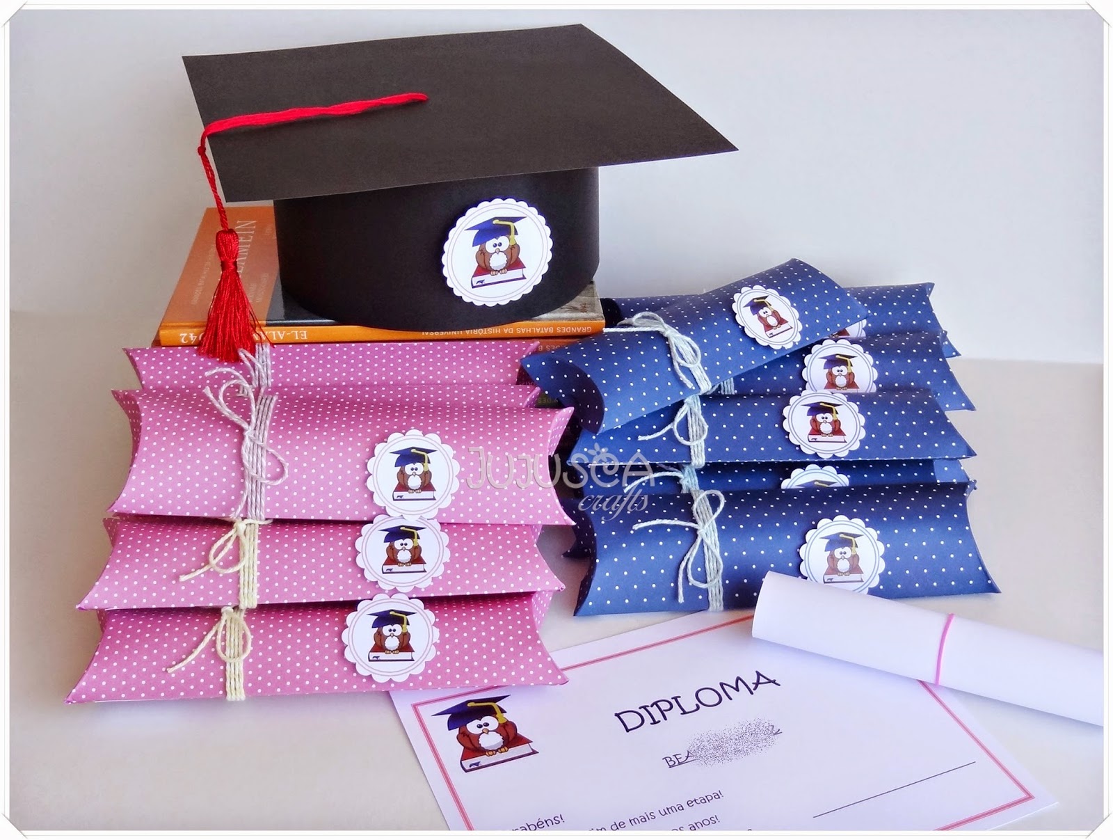 Jujusca Crafts: Caixinhas para diplomas - finalistas de 4º ano