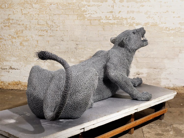 22-Snarling-Lioness-Kendra-Haste-Galvanised-Wire-Animal-Sculptures-www-designstack-co