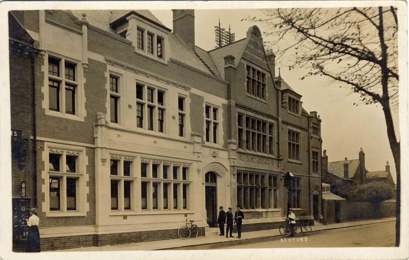 Bedfordshire At War The Home Front Appeal for Books for the Troops