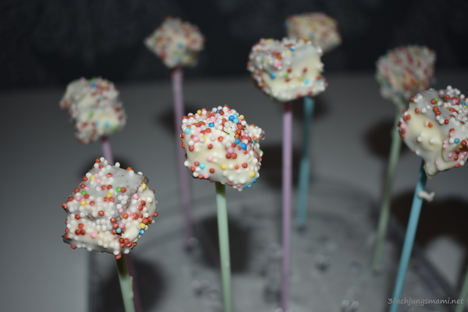 Die Einfachsten Cakepops Der Welt Diy 3 Fach Jungsmami