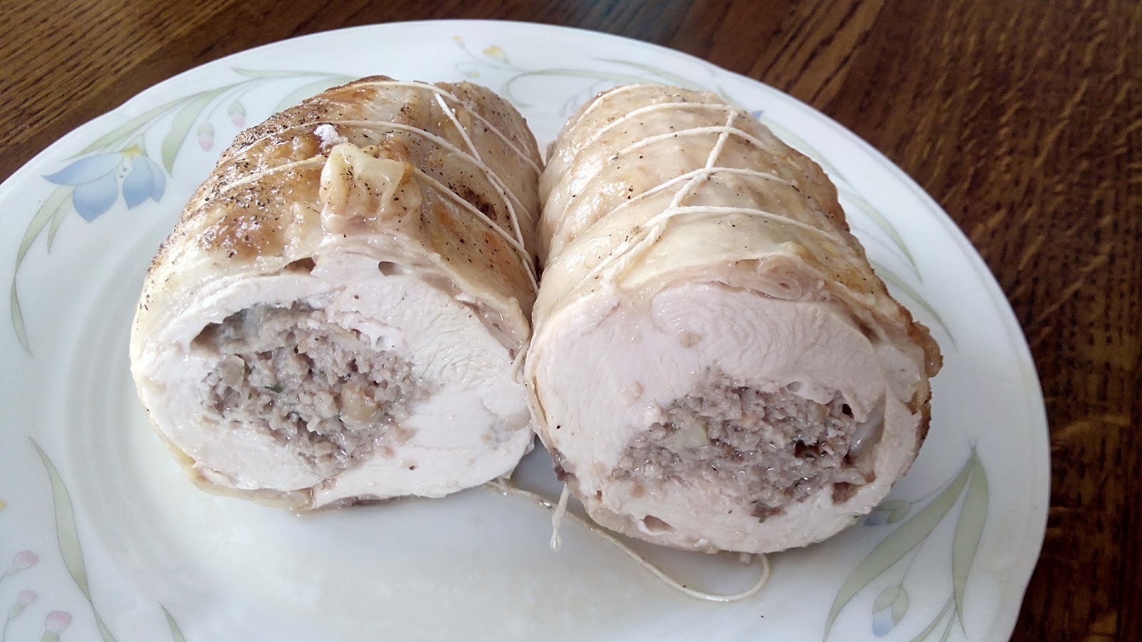 Mamie Délice: Rôti de dinde farci (champignons et marrons)