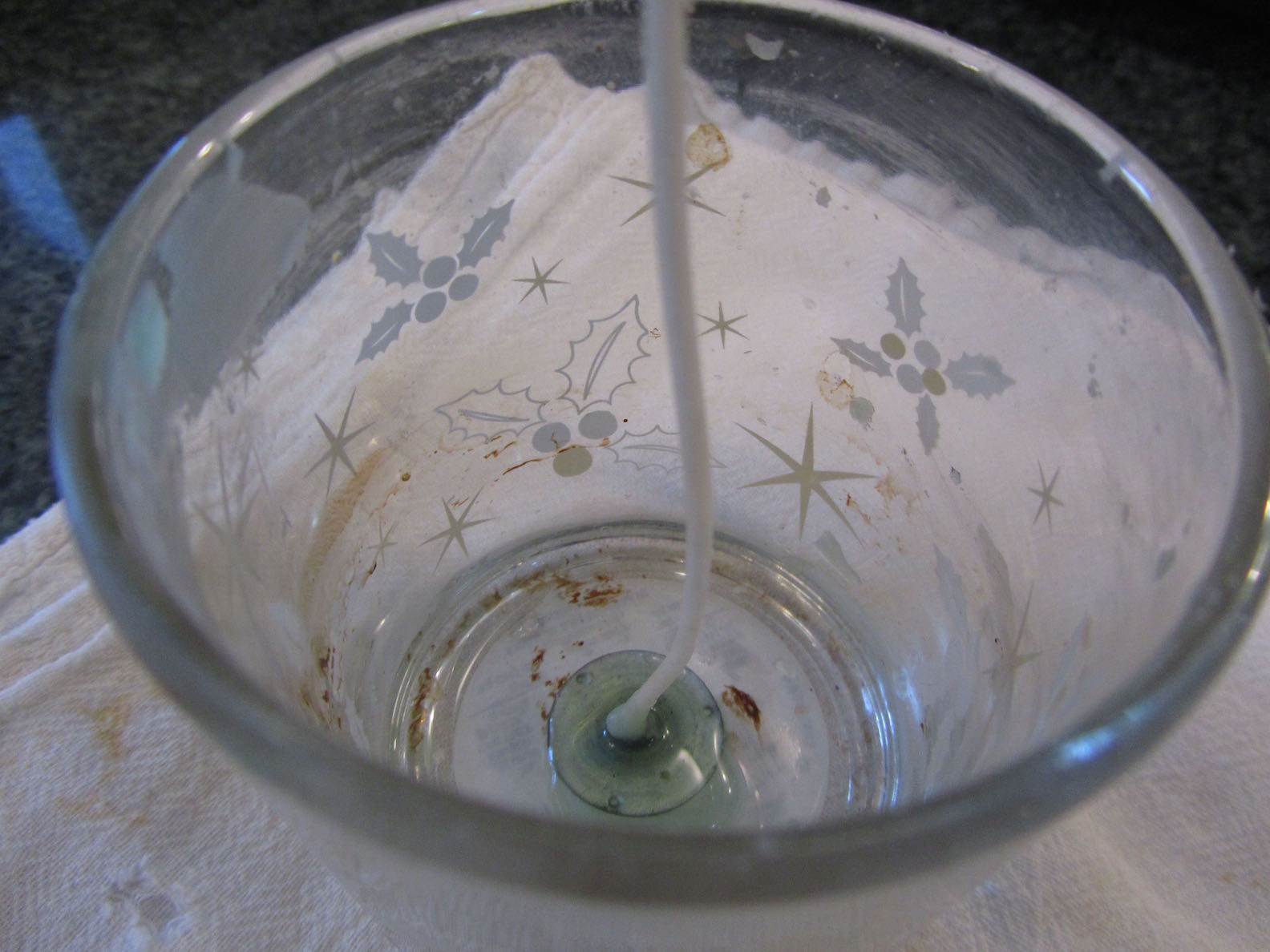 creative savv The MessFree Way to Recycle Spent Jar Candles into New