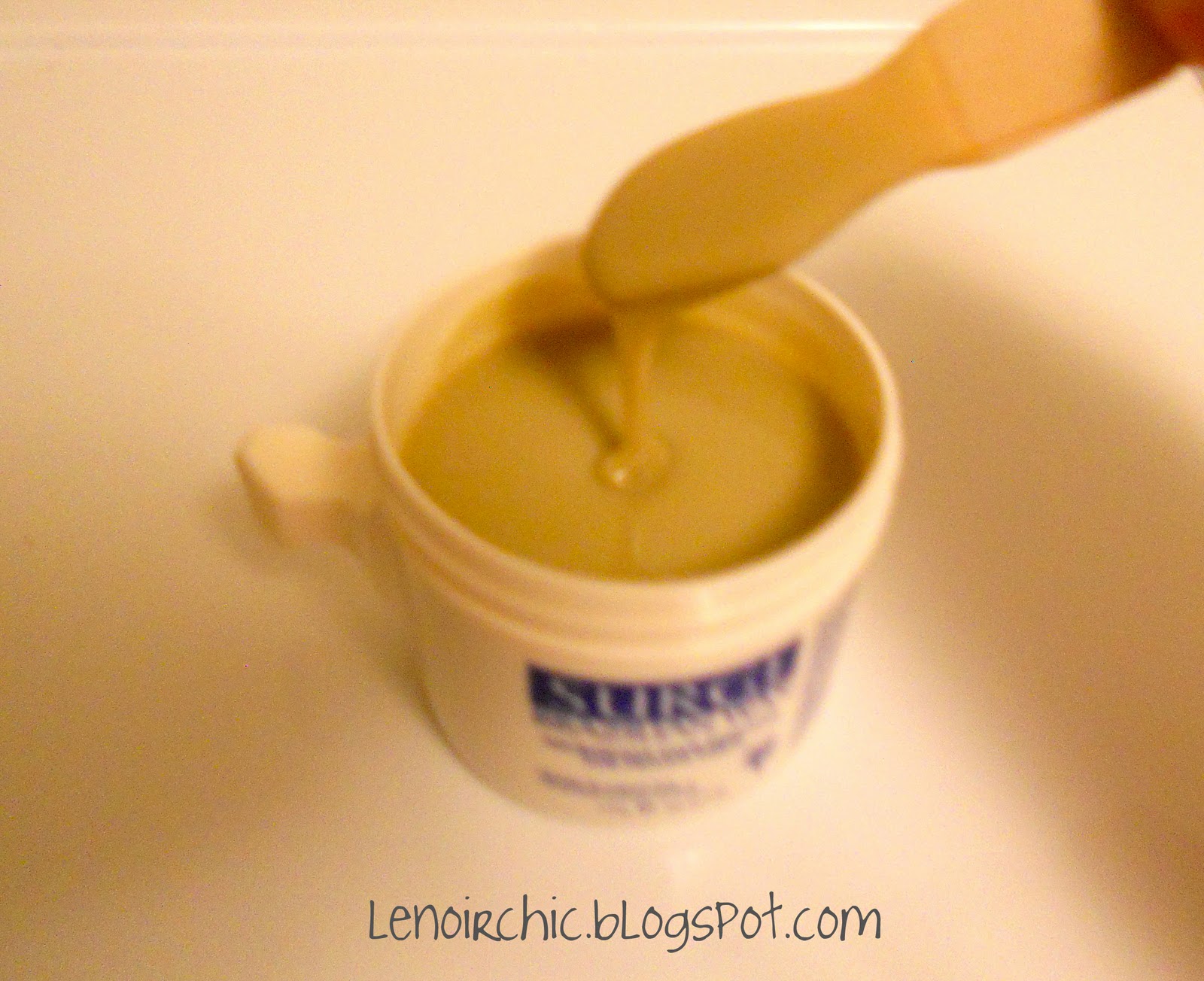 Le Noir Chic Best Bikini Waxing Kit!