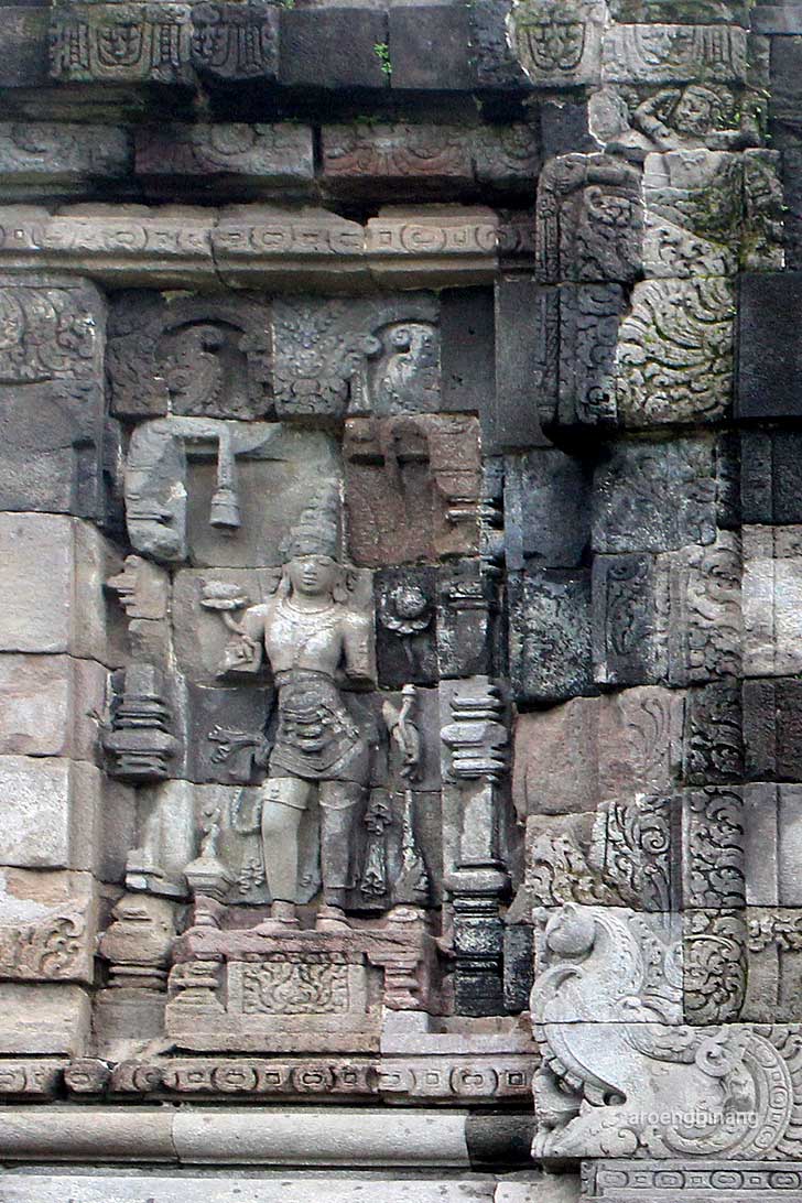 candi plaosan lor klaten