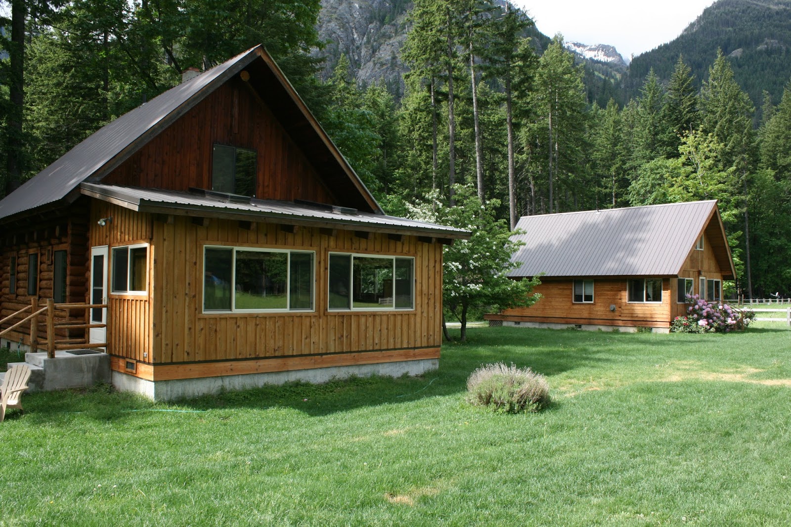 Stehekin Heritage Housekeeping Cabins to rent in Stehekin Valley