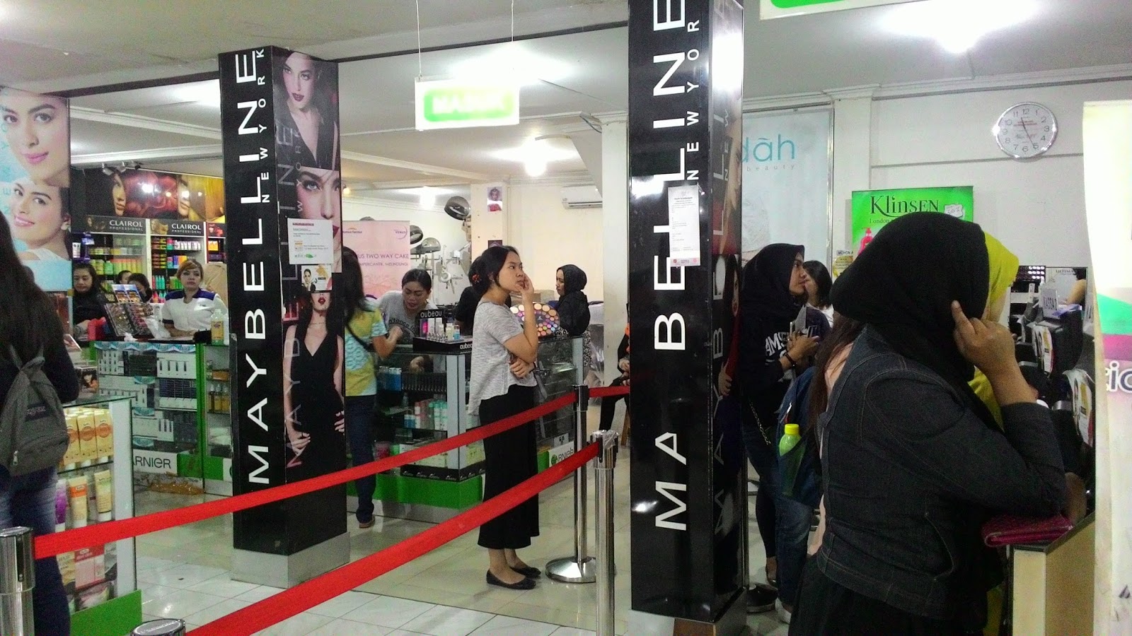 PERTAMA KALI BELANJA KE TOKO MAHMUD