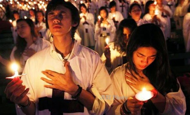 MEMBACA ALKITAB KRISTEN KATOLIK: DILEMA PENEBUSAN DOSA BAGI JEMAAT