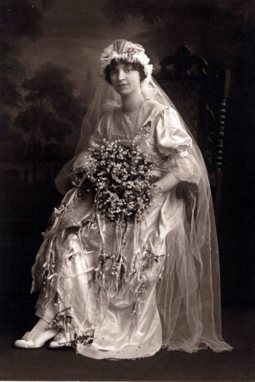 Vintage Pictures of Bridals From Between the 1910s and 1940s ~ vintage ...