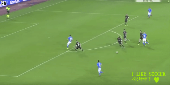 메르텐스 플레이 스타일 데이터주의.gif | 인스티즈