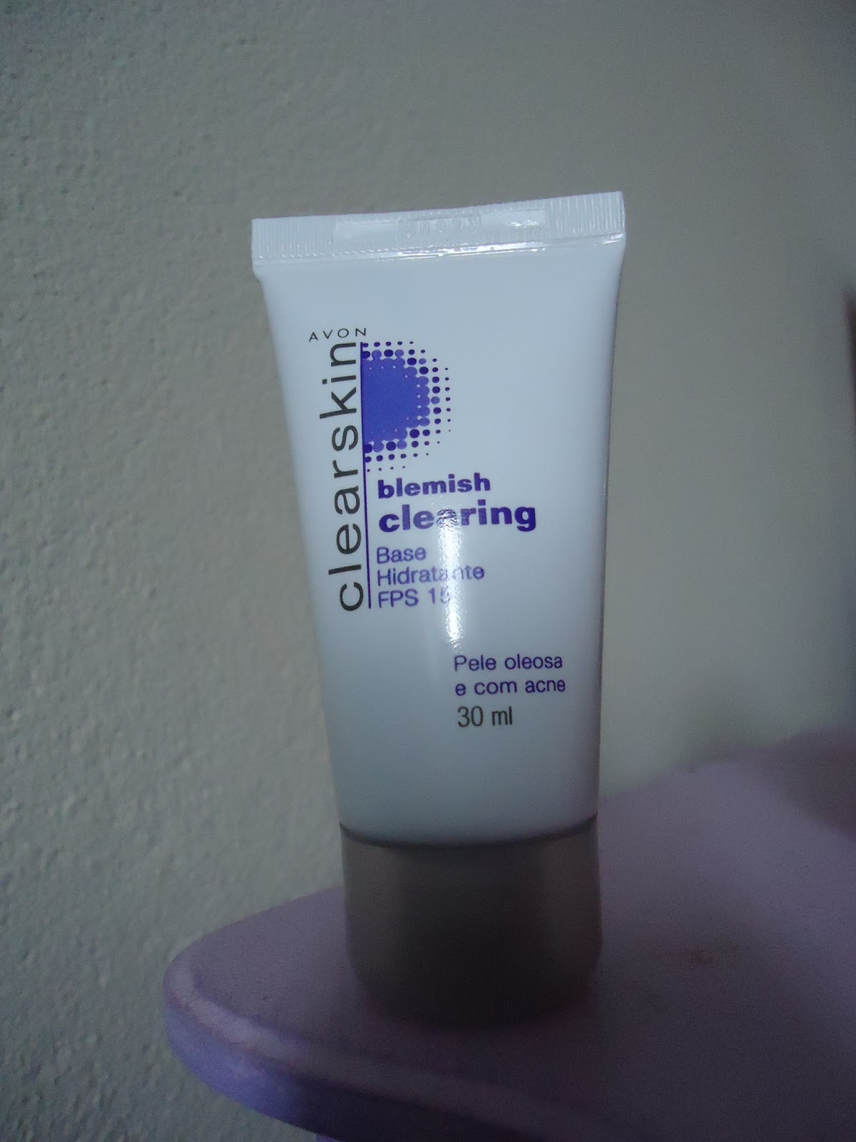 By Tália: Base Hidratante Clearskin - pele oleosa e com acne