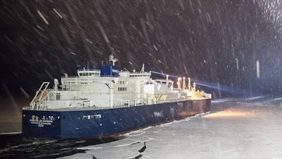 Επανάσταση: Ρωσικό δεξαμενόπλοιο ολοκλήρωσε το πρώτο ταξίδι μέσω της Βόρειας θαλάσσιας Διαδρομής. Η ΡΩΣΣΙΑ ΞΕΚΙΝΑ ΜΙΑ ΝΕΑ ΕΠΟΧΗ ΣΤΗ ΓΕΩΠΟΛΙΤΙΚΗ  