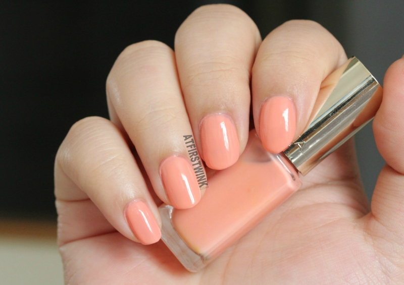 kingsday 2016 nails using the l'oréal color riche nail polish 306 sex on the peach