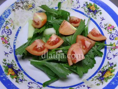 daun bawang, seledri, tomat
