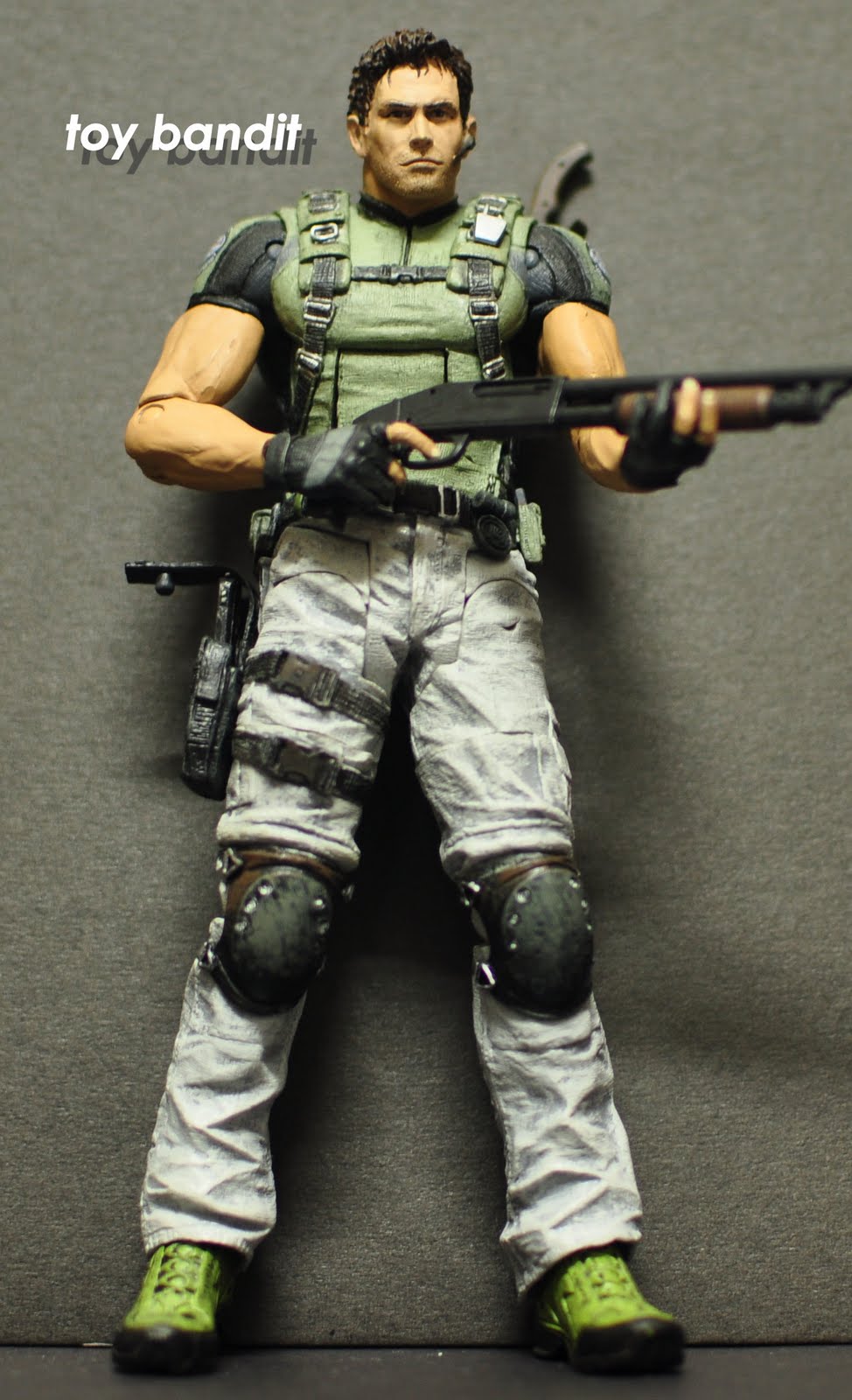 toy banditz CHRIS REDFIELD BSAA VER BY NECA
