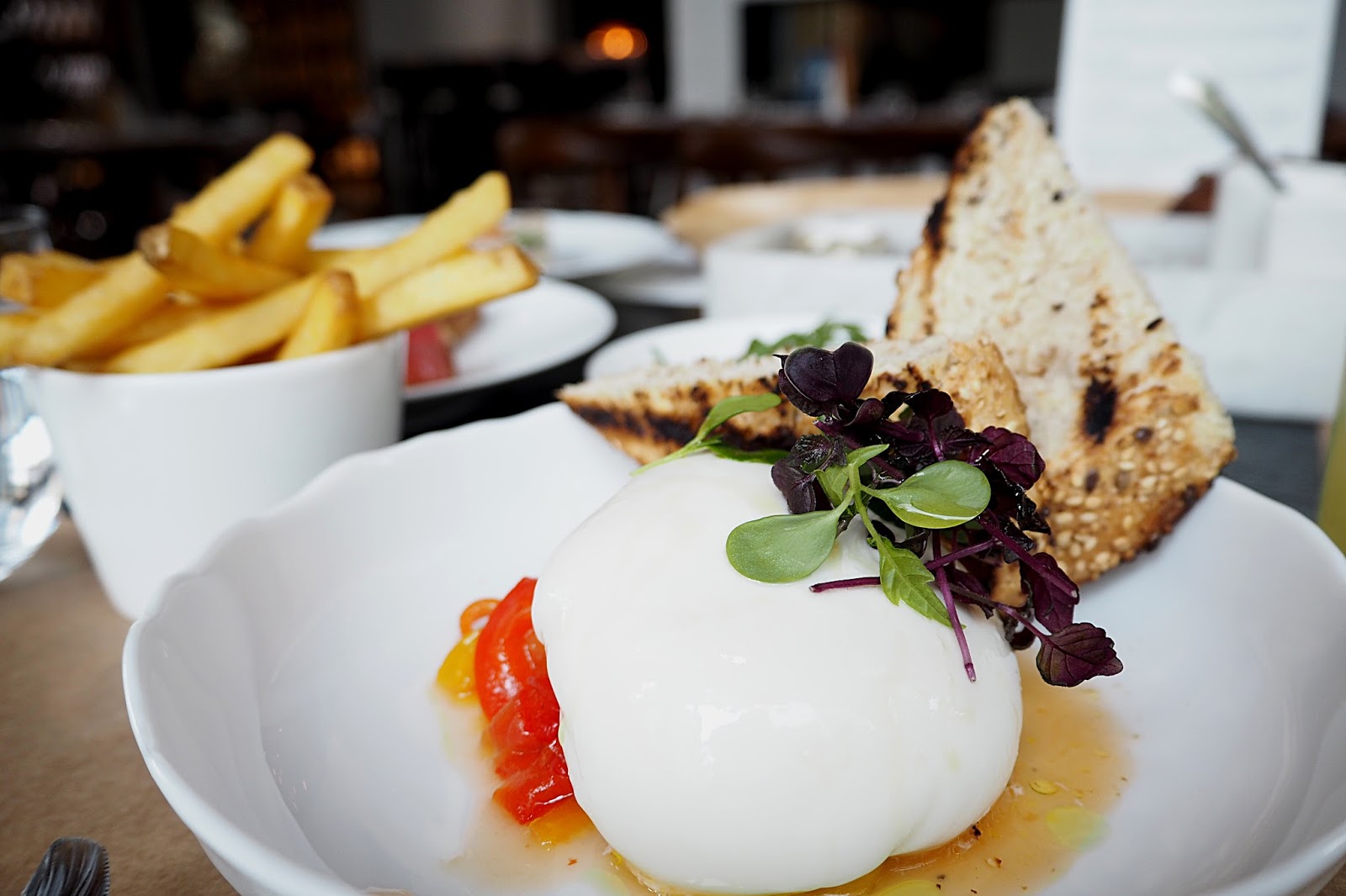 Abu Dhabi Eats - Market Kitchen De'Vine' Brunch Review