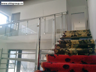 Geländer aus Schmiedeeisen: Innen Glas Geländer