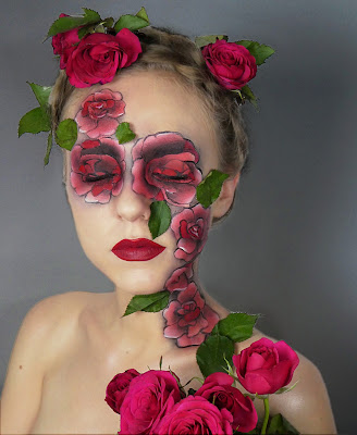 makijaż w kwiaty