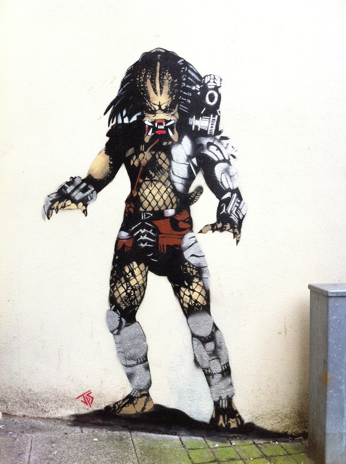 studio-1o-stud10-artist-jps-is-a-stencil-predator