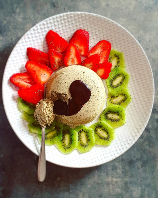 BOWLCAKE à la farine de châtaigne et aux graines de CHIA