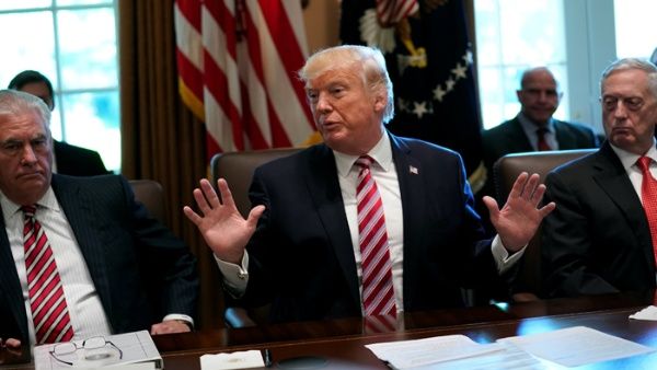 Proyecto de ley propone impedir que Trump borre sus tuits Proyecto de ley propone impedir que Trump borre sus tuits