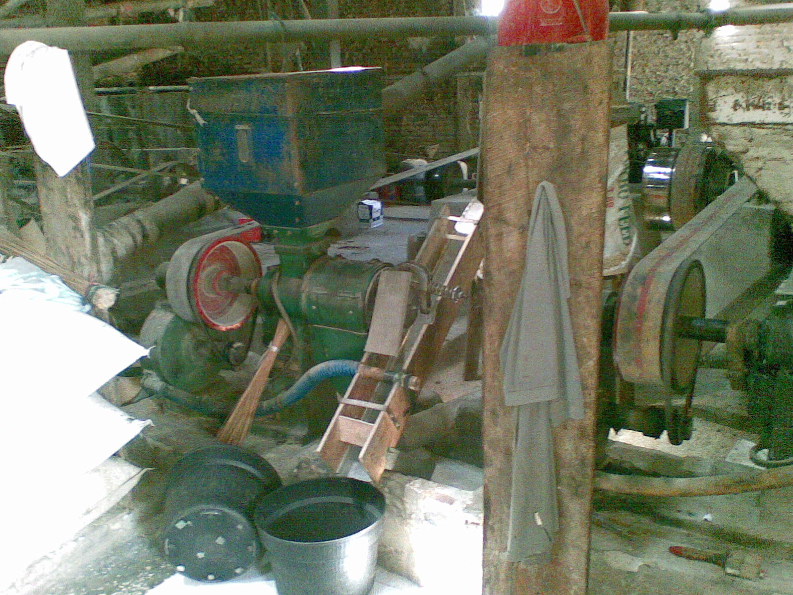 Mesin Penggiling Padi