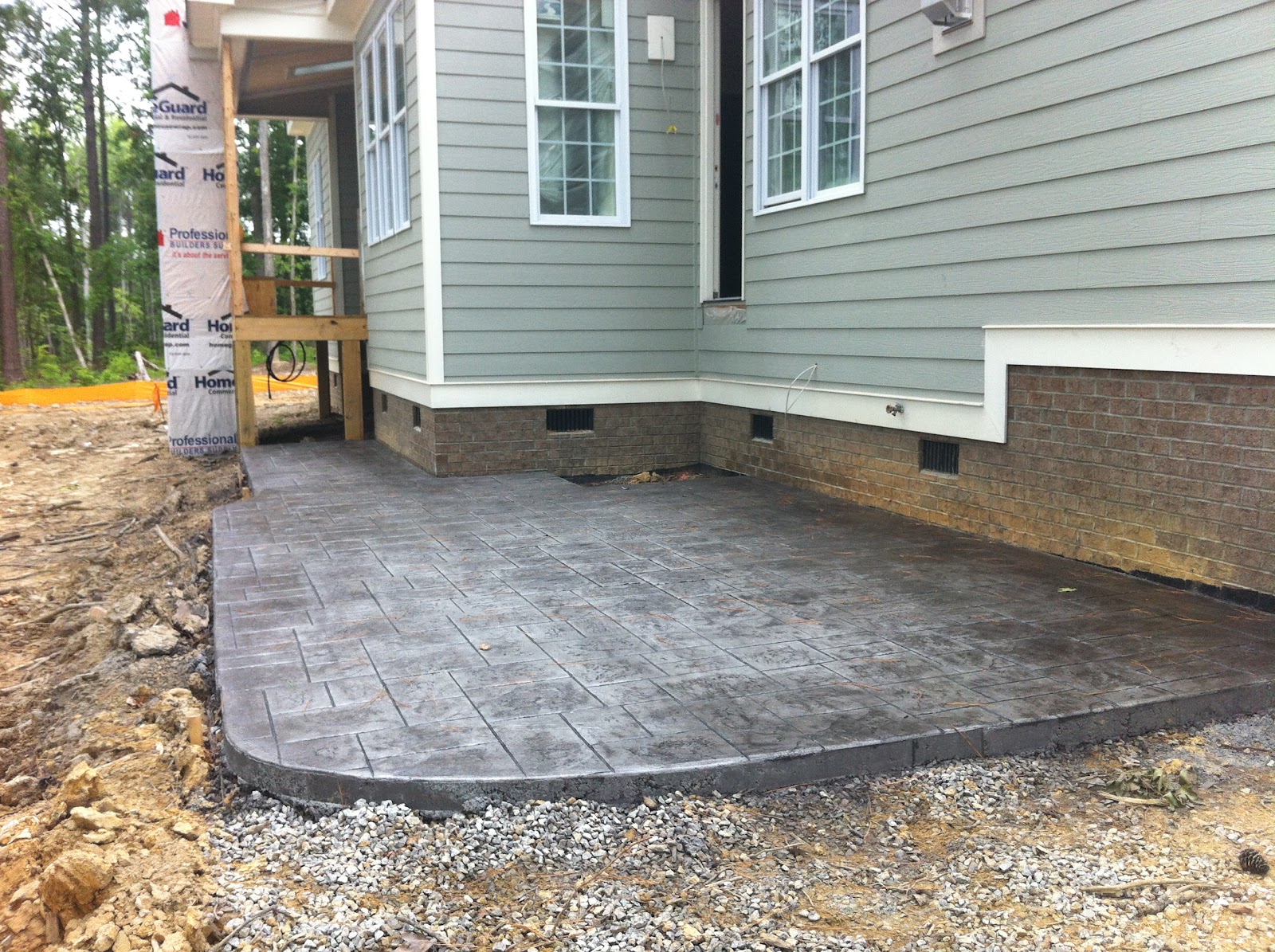 Chez McMinn Concrete, paint and more...Back porch. Its made of stamped