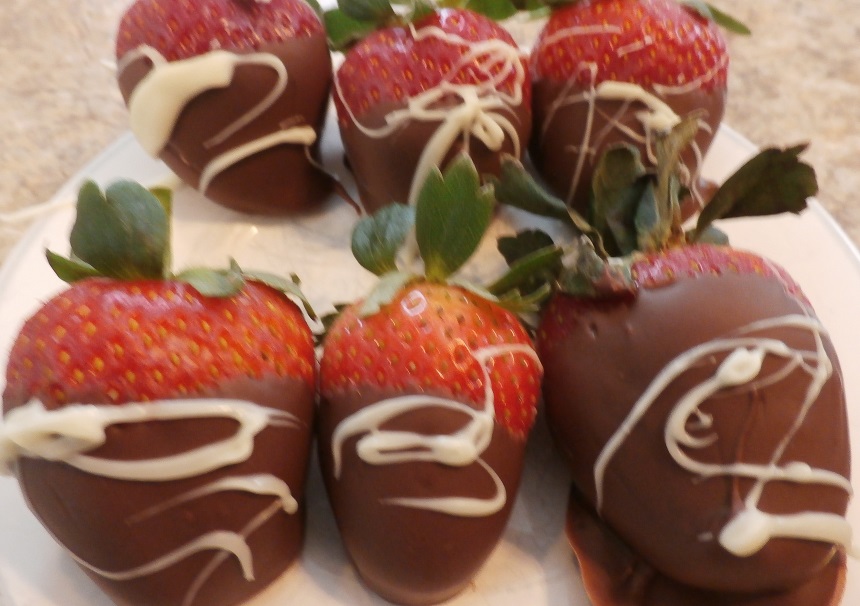 how to make chocolate covered strawberries with nestle chocolate chips