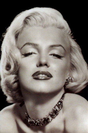 loveisspeed.......: Marilyn Monroe : always classic beauty....