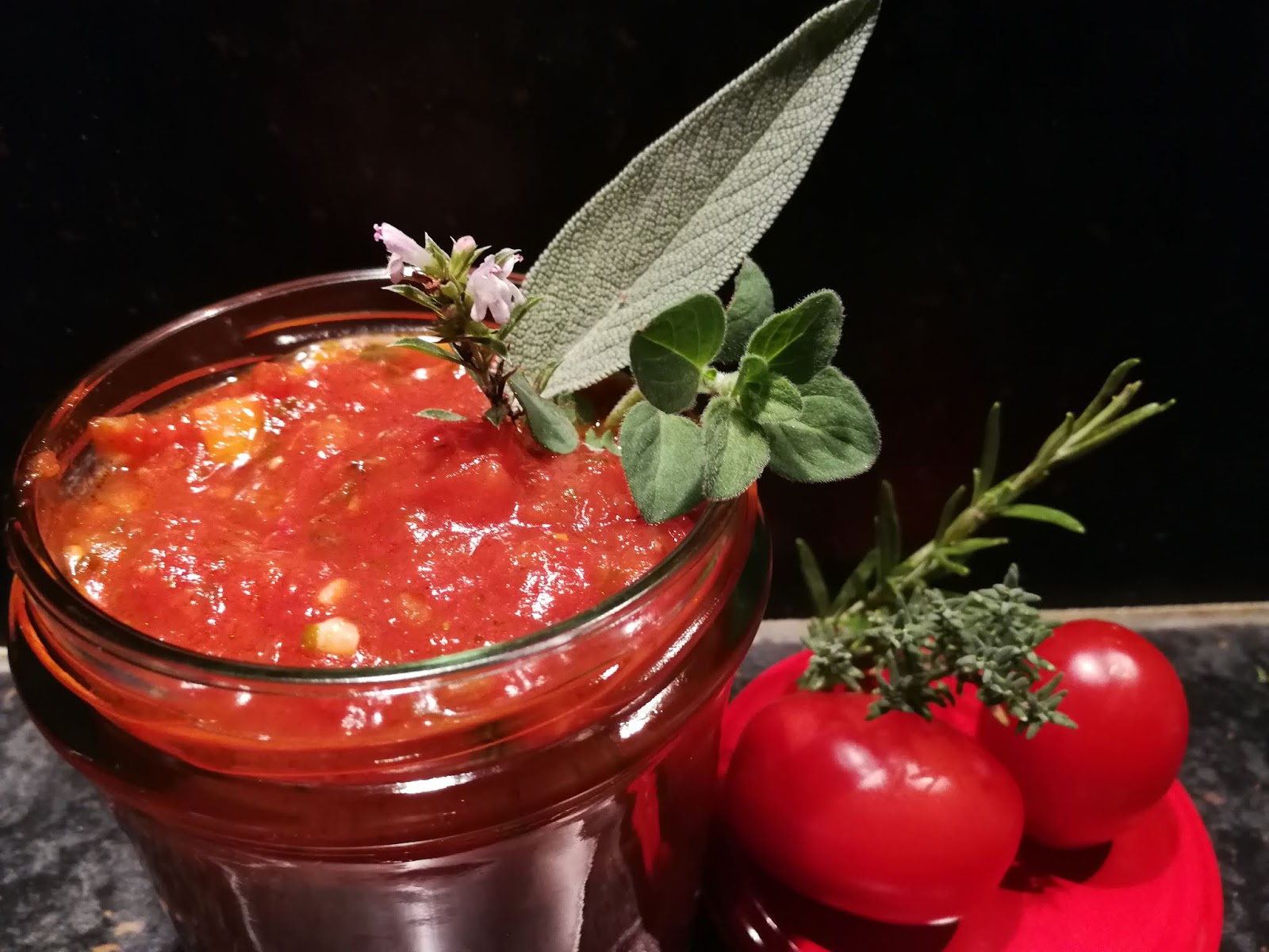 Verboten gut ⚠: Tomaten ~ Rotwein ~ Sauce auf Vorrat