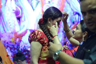 Ranbir Kapoor & Kajol Visits North Mumbai Durga Pooja 2016  0004