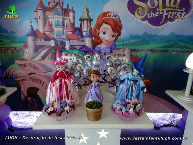 Mesa decorada Princesa Sofia - Festa de aniversário