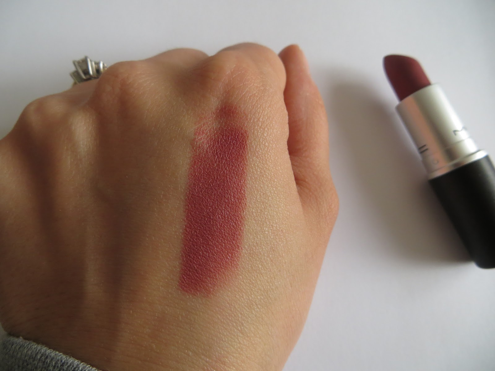 Kapper Bemiddelen Nodig hebben MAC Lipstick Review Twig | Velvet Lashes