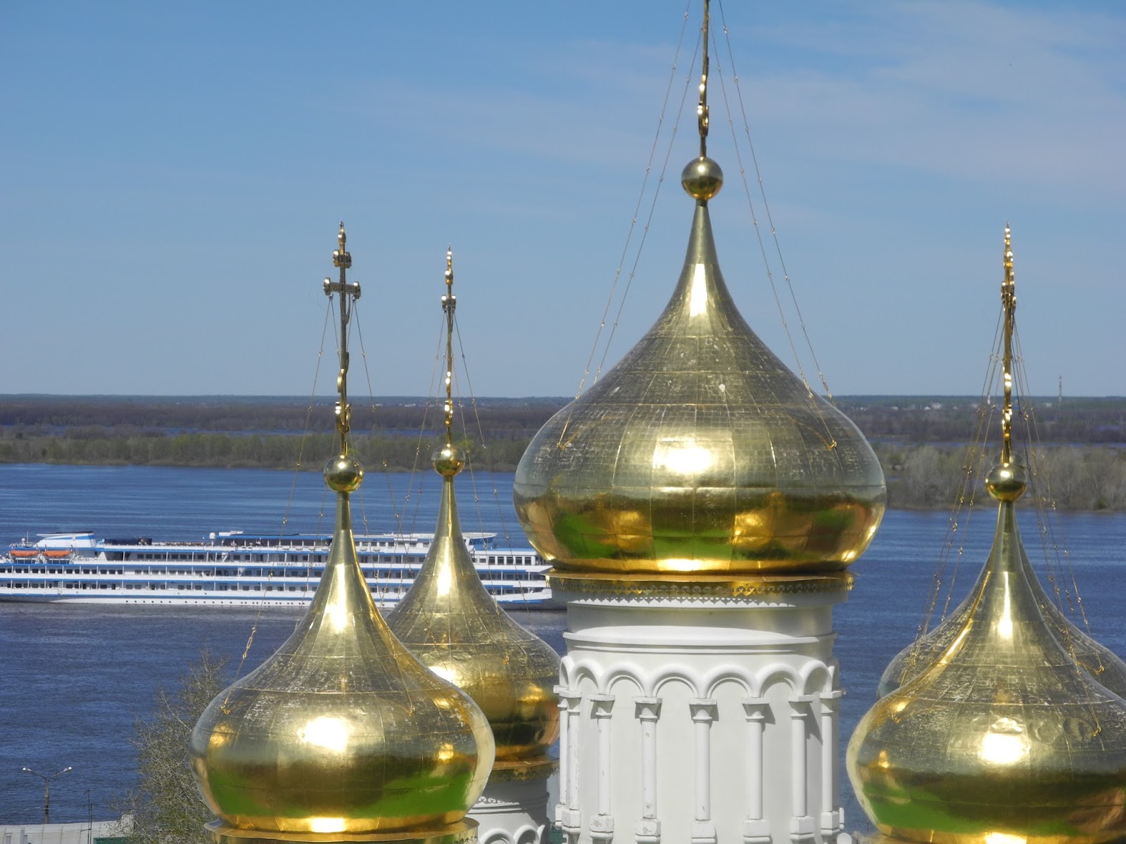 Референс Золотая Маковка церкви
