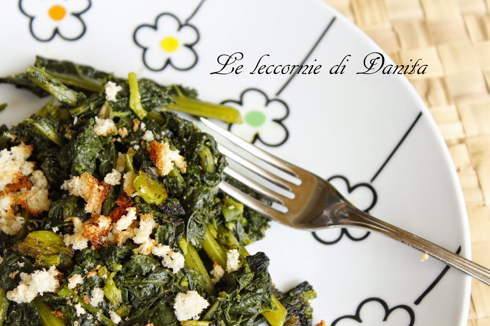 verdure in padella con briciole di pane: sparacelli (broccoletti)