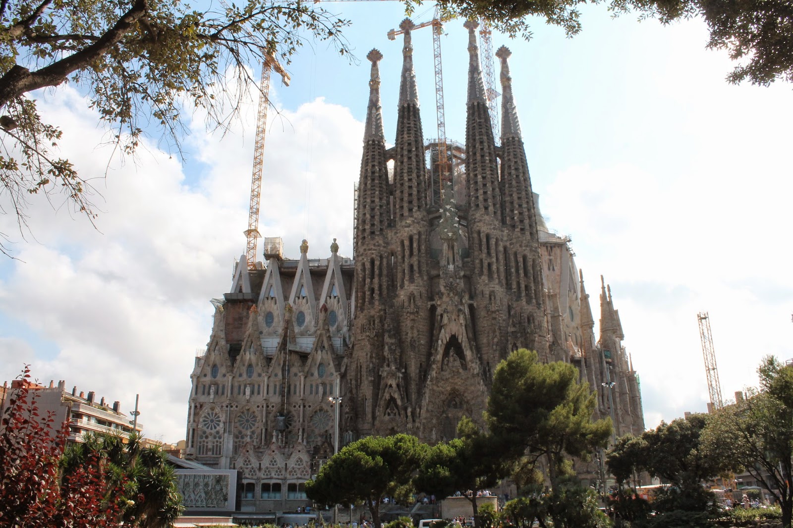 Quien Creo La Sagrada Familia De Barcelona
