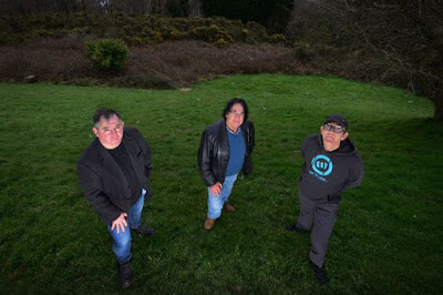 0 JS138254639 Roswell Gales: Extrañas y enormes luces de un #ovni en Gales hubieron explosiones y aviones militares. A 2 años sigue siendo todo un misterio