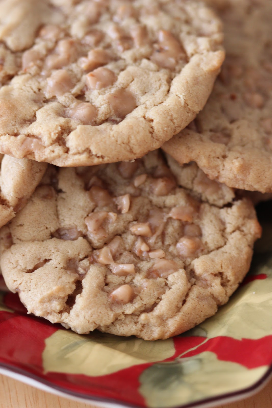 Heath Bits Peanut Butter Cookies