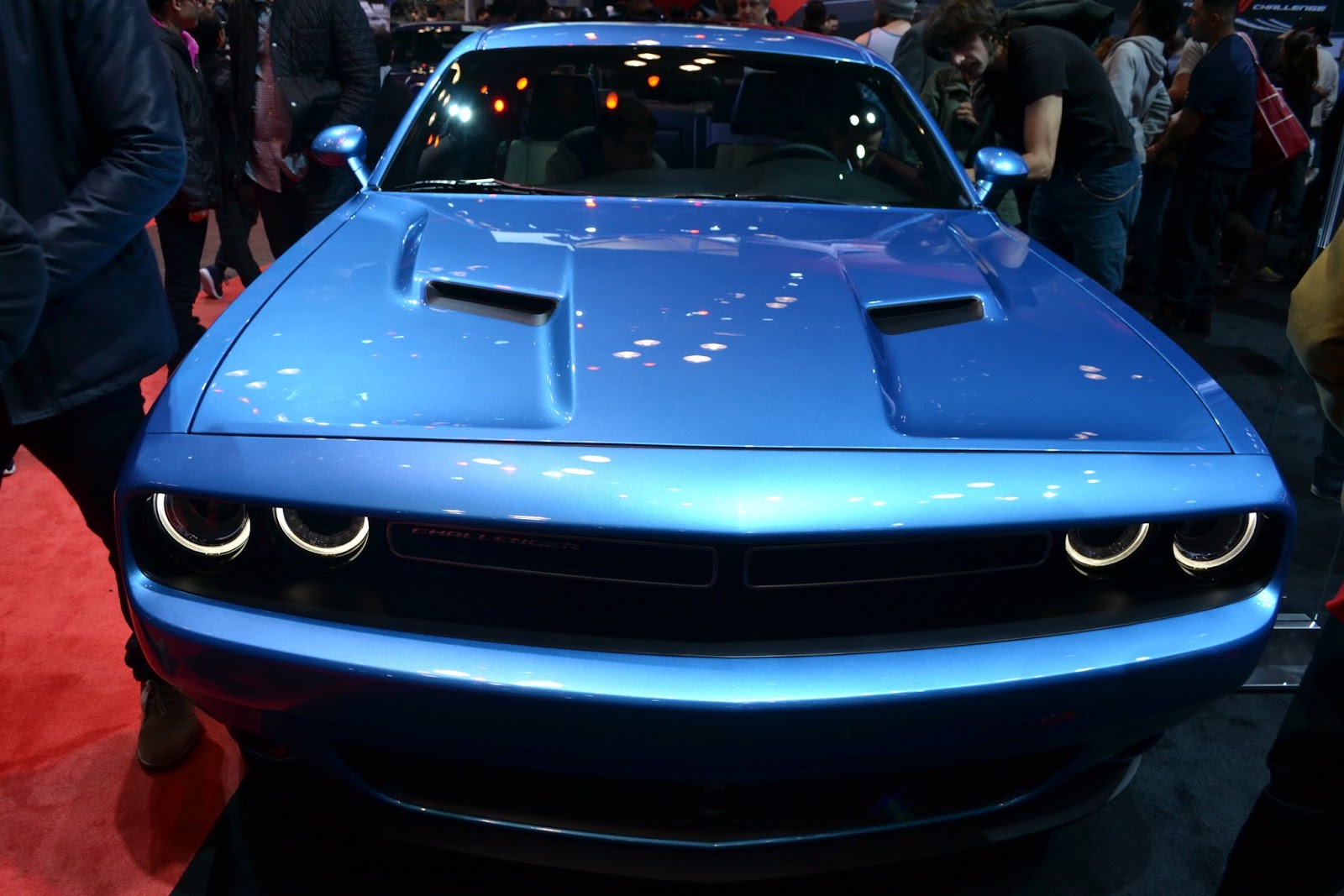 Dodge Challenger. Ежегодное автошоу в Нью-Йорке - 2015 (New York International Auto Show - 2015)
