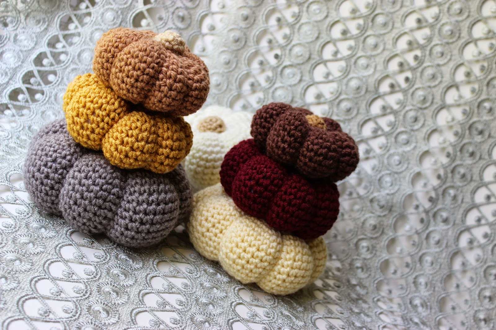 krissys-wonders-crocheted-pumpkins-i-love-pumpkins-free-pattern