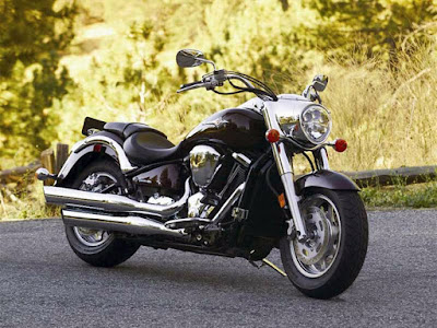 Kawsaki Vulcan 2000cc Cruiser Motorcycle in Metallic Sorcerer Purple Prism color. kawasaki vulcan 2000 specs,features and pics-